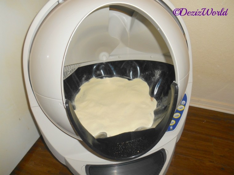 Litter Robot Open Air III with Garfield Cat Litter