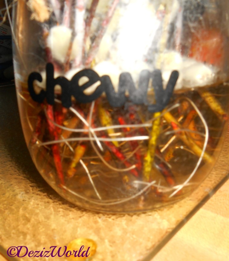 Pussy willow cuttings rooting in water